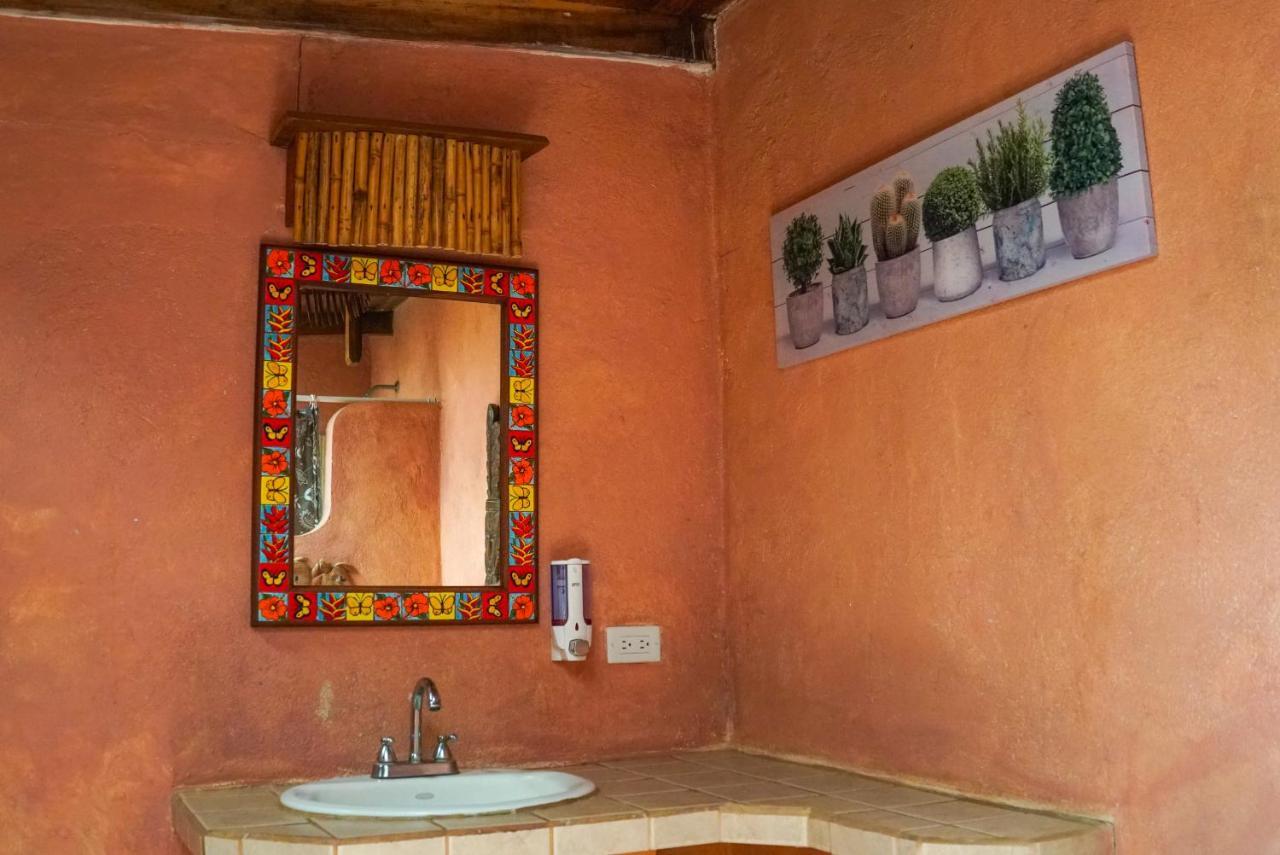 Hotel Boruca Тамариндо Екстериор снимка